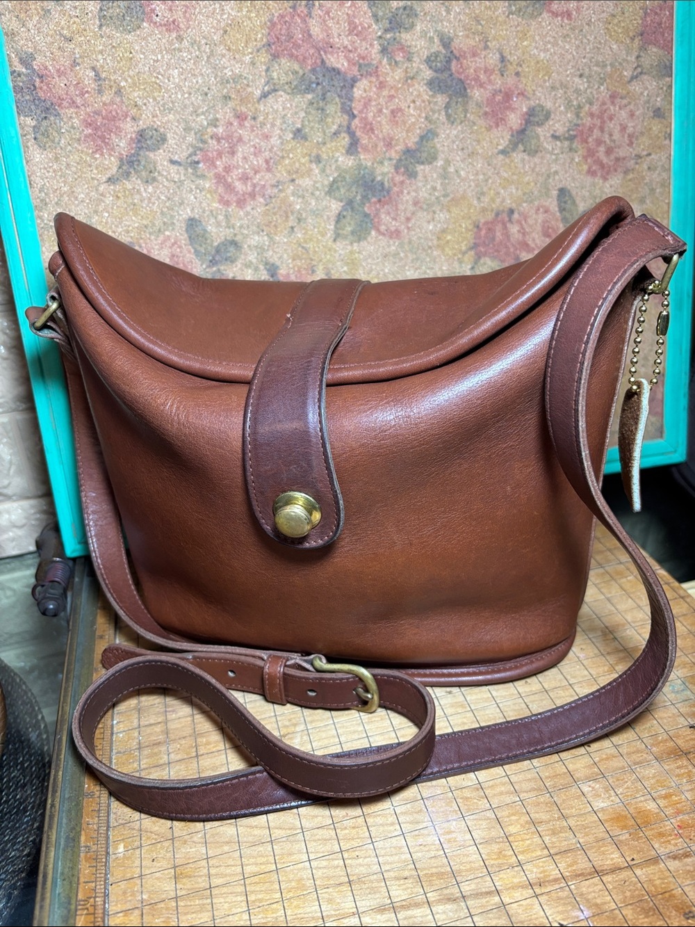 Coach Binocular Bag Vintage Leather Crossbody British Tan Brass w Hang Tag
